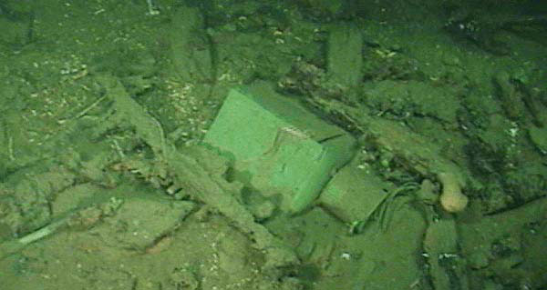 Photo mosaic of the 7,000-ft. Wreck. 