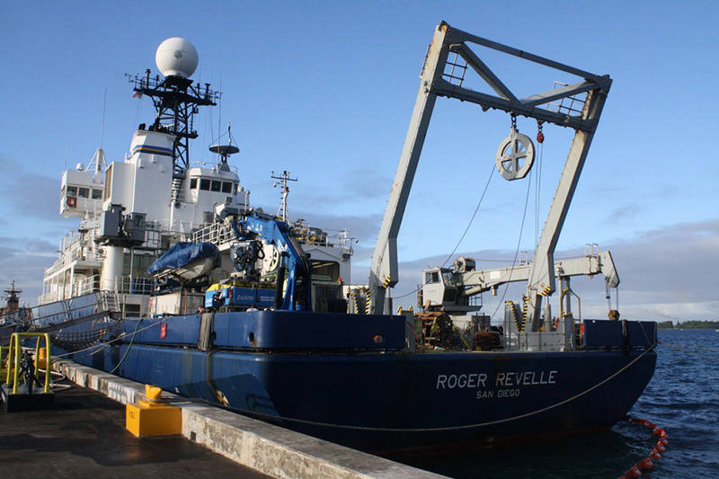 The R/V Revelle in Guam preparing to depart on the Submarine Ring of Fire 2014 Ironman mission.