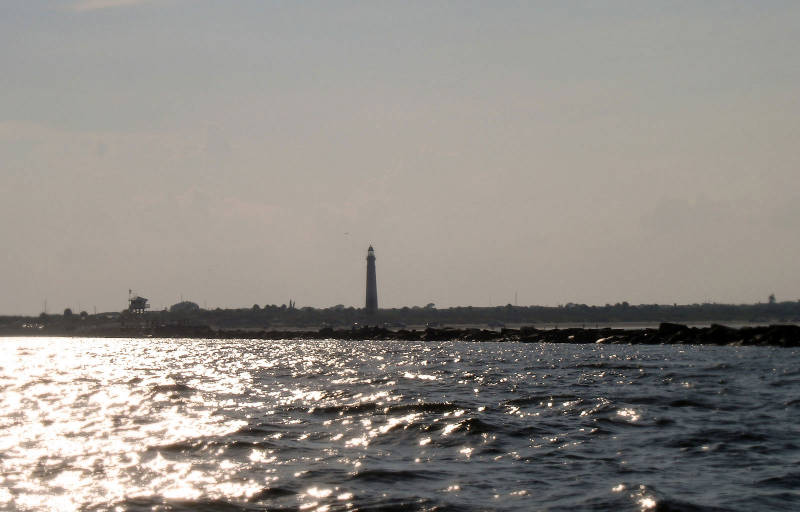 Heading into Ponce Inlet, we see the Ponce Lighthouse in the distance.