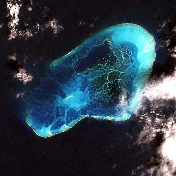 Satellite image of Pearl and Hermes Atoll