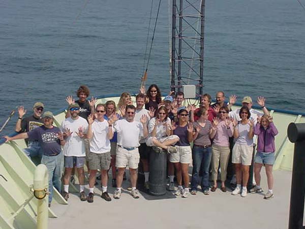 The 2003 Mountains in the Sea science team