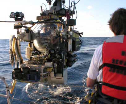 Deployment of the Johnson Sea-Link submersible for the first dive of Life on the Edge 2005.