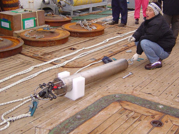 The Haruphone hydrophone on the deck of the Yuzhmorgeologiya.