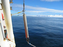 Deploying the second hydrophone off Livingston Island