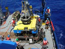 The Jason group and R/V Melville crew prepare to launch the Jason II ROV for another dive.