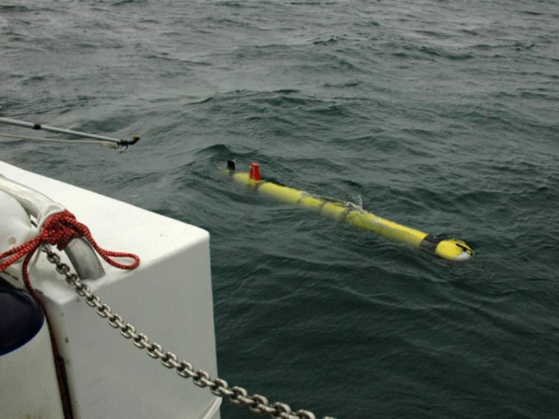 The ATLAS in the water. At this point, the team (not shown) is preparing to attach it to the crane during the last recovery of the mission.