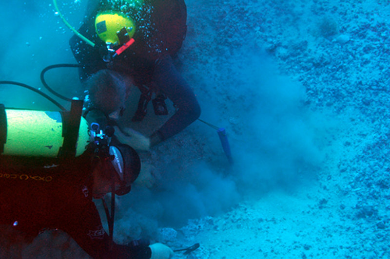 The focus of the Submerged New World 2011 mission is to explore for evidence on a submerged late Pleistocene landscape.