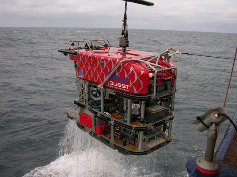 The University of Bremen-based Quest 4000 ROV team prepares the vehicle for its first dive.