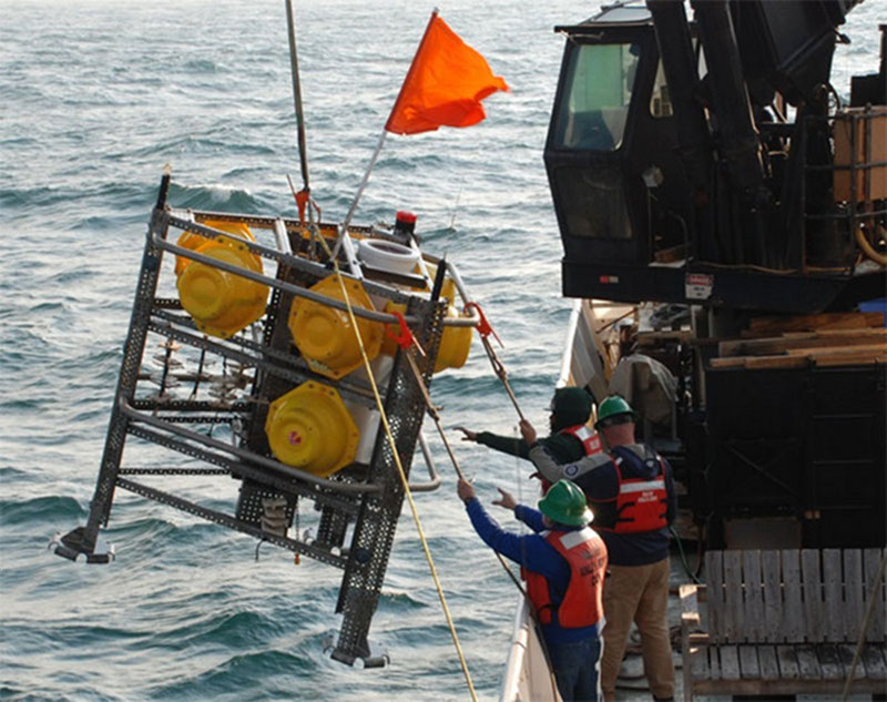 UNC-Wilmington benthic lander. Two UNCW landers were deployed in Baltimore Canyon and two similar landers belonging to the Netherlands Institute for Sea Research were deployed in Norfolk Canyon. A USGS mooring was also deployed in each canyon. These landers and moorings provide a way to collect precise time-series data on environmental variability that is typically unattainable.