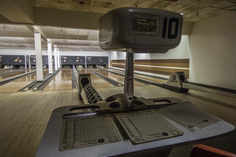 A glimpse back in time at the Midway lanes.