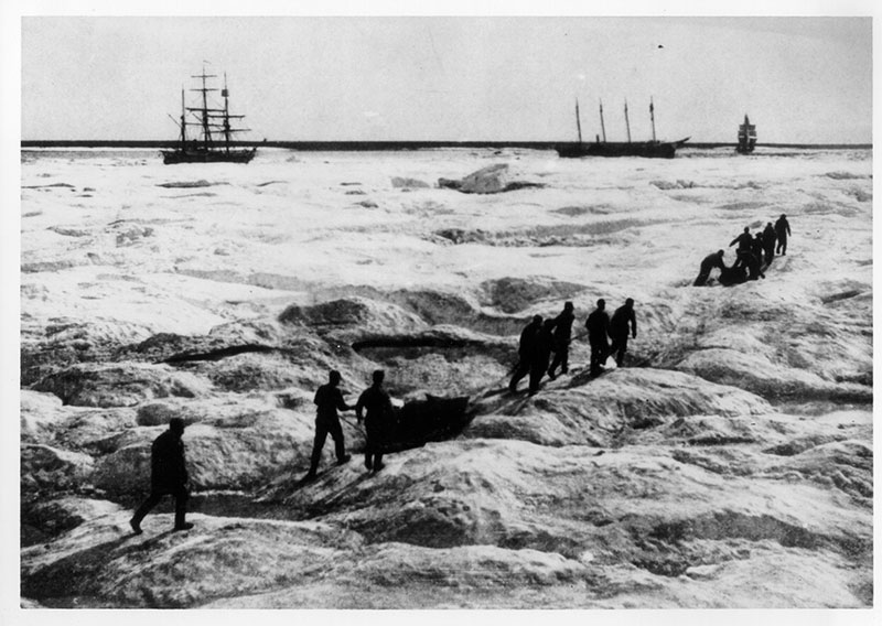 1897 Overland Expedition approaches whalers trapped in the Arctic ice.