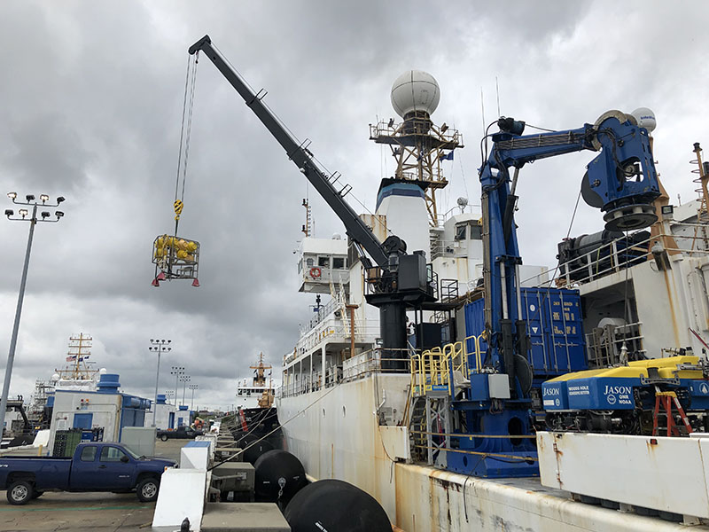 The ship’s crane was used to pick up the Royal Netherlands Institute for Sea Research’s (NIOZ) benthic lander from the dock. The lander will later be deployed onto the seafloor, where its specialized instruments will collect long-term environmental data.