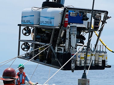 Deploying ROV Global Explorer
