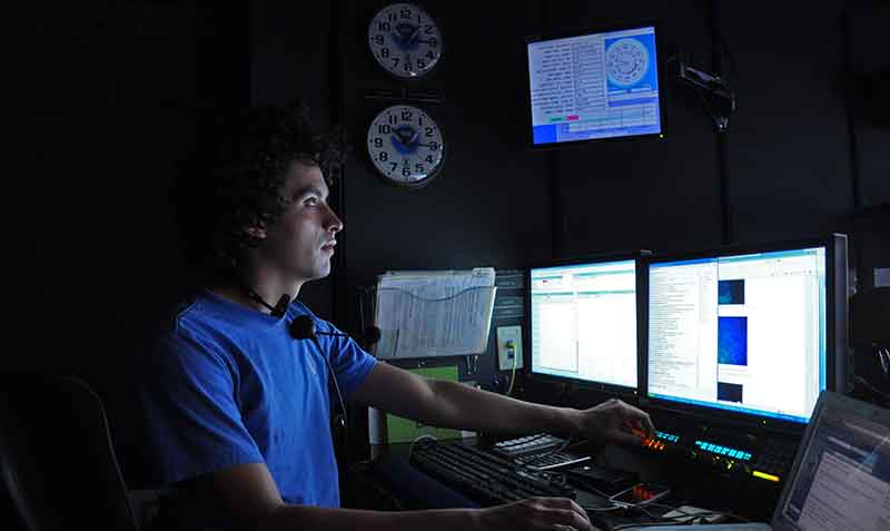 Santiago Herrera, one of Tim Shank's doctoral students with the Massachusetts Institute of Technology-Woods Hole Oceanographic Institution joint program, has been aboard NOAA Ship <em>Okeanos Explorer</em> during the INDEX-SATAL 2010 expedition.