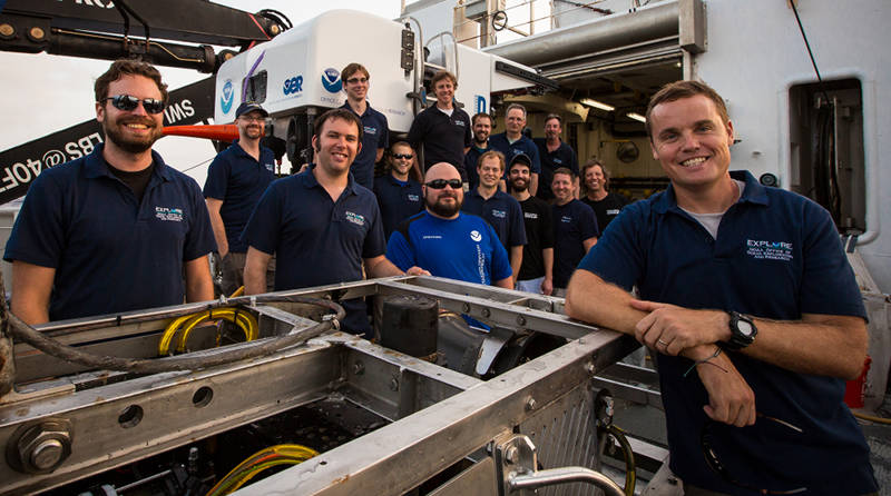 El equipo de ingeniería de <em>Okeanos Explorer</em>.
