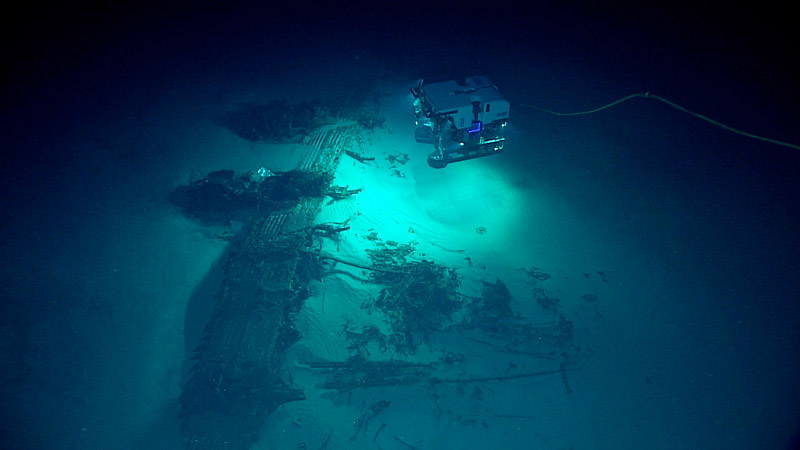 ROV Deep Discoverer discovers a B-29 Superfortress.