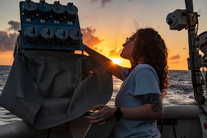 Danielle Warren with the Expendable Bathythermograph (or “XBT” for short) launcher during the 2022 Caribbean Mapping Expedition. The XBT is a probe used to measure temperature throughout the water column, generating a temperature profile.