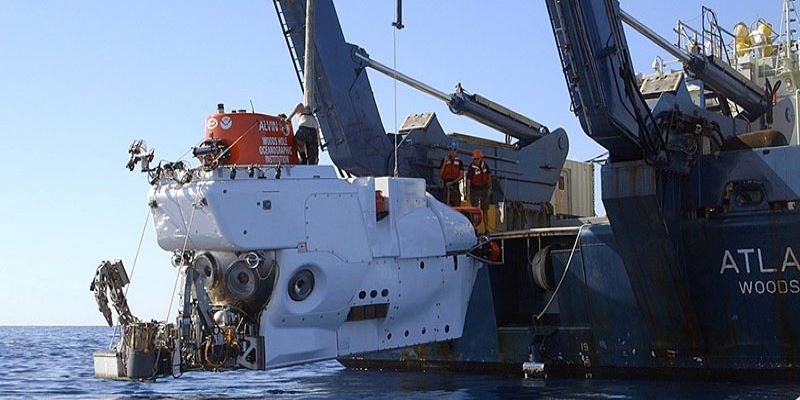 DEEP SEARCH 2018: 'Eyes on the Seafloor--Using Alvin for Deep-Sea Sampling'