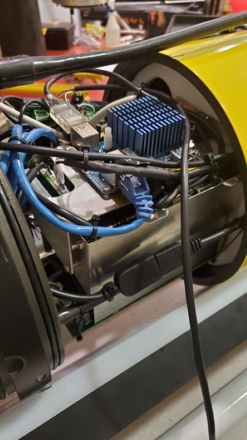 An Odroid XU4 computer mounted on top of the Kongsberg Simrad WBT mini echosounder. The computer receives data from the echosounder, computes &ldquo;Echometric&rdquo; values (a suite of statistical metrics that characterize the distribution of biomass through the water column), and sends them to the glider science computer for transmission to an iridium satellite when the glider surfaces.